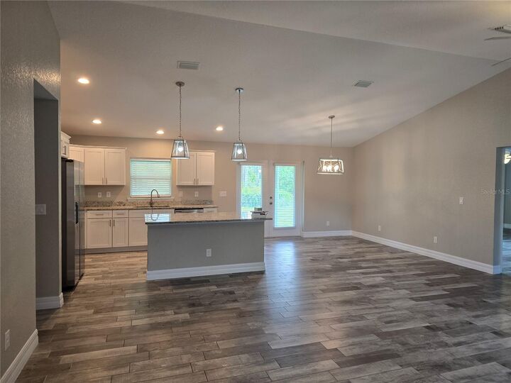 Property Photo:  14051 Barbet Lane  FL 33981 
