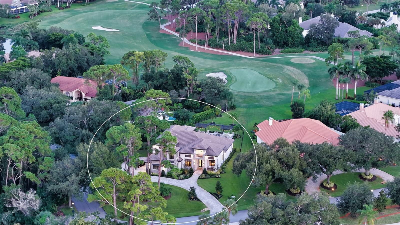 Property Photo: 650 Oaks Creek Court FL 34229