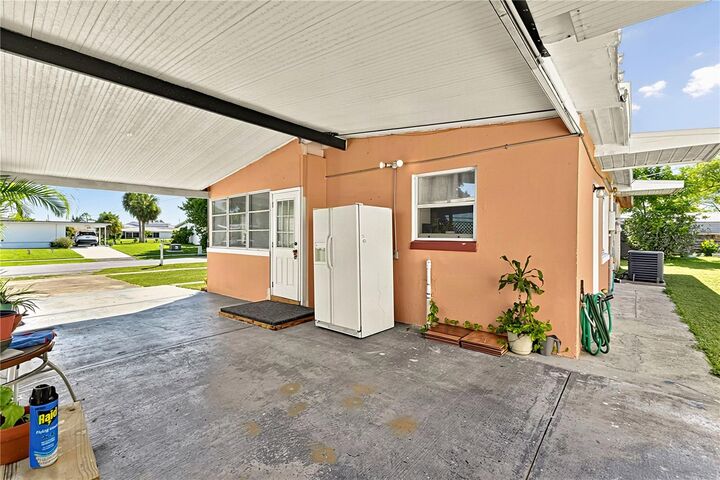 Property Photo: 21490 Gladis Avenue FL 33952