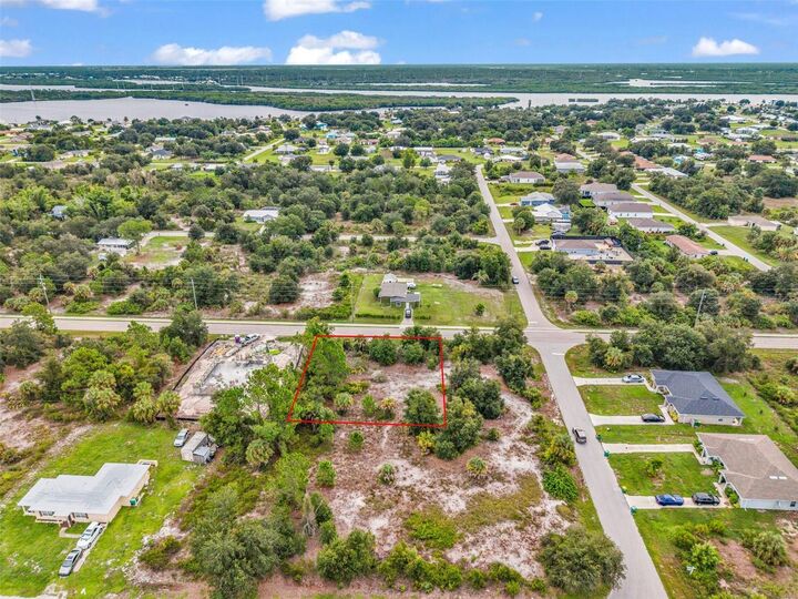 Property Photo:  2357 Broadpoint Drive  FL 33983 