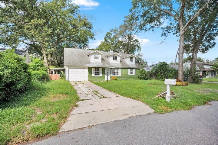 Property Photo:  1102 Hamilton Avenue  FL 32750 