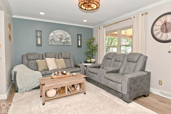 Property Photo:  111 Brentwood Lane  IN 46184 
