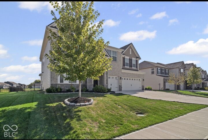 Property Photo: 6525 Gulfwood Drive IN 46112