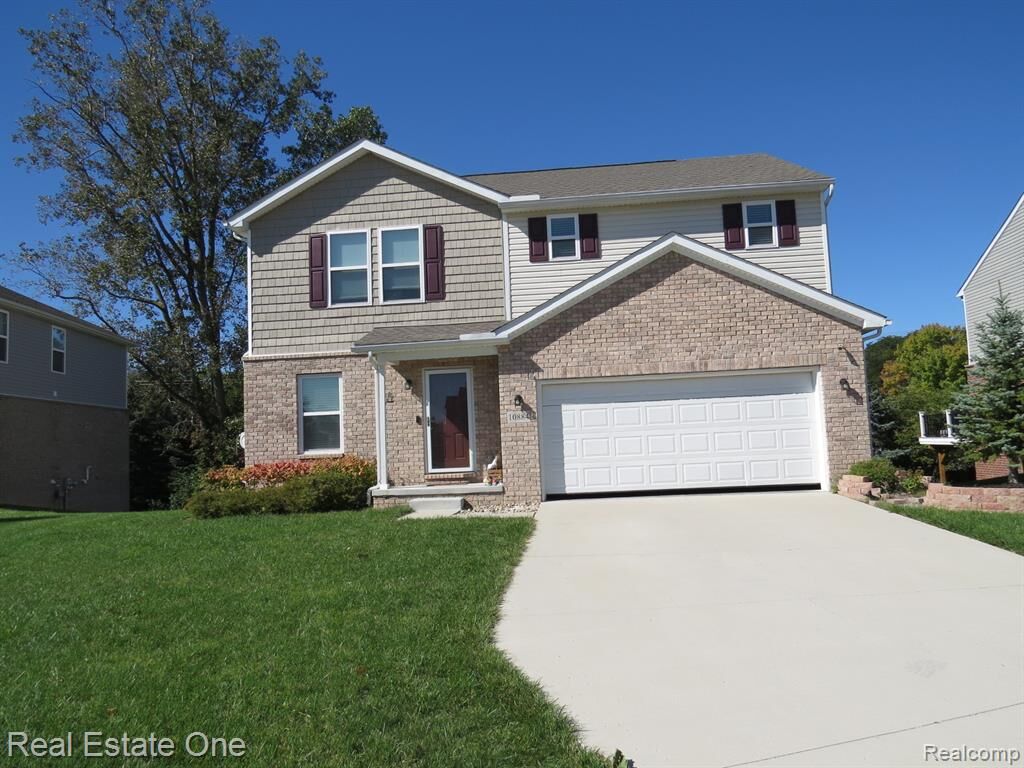 Property Photo:  10884 Island Lake Drive  MI 48180 8233 