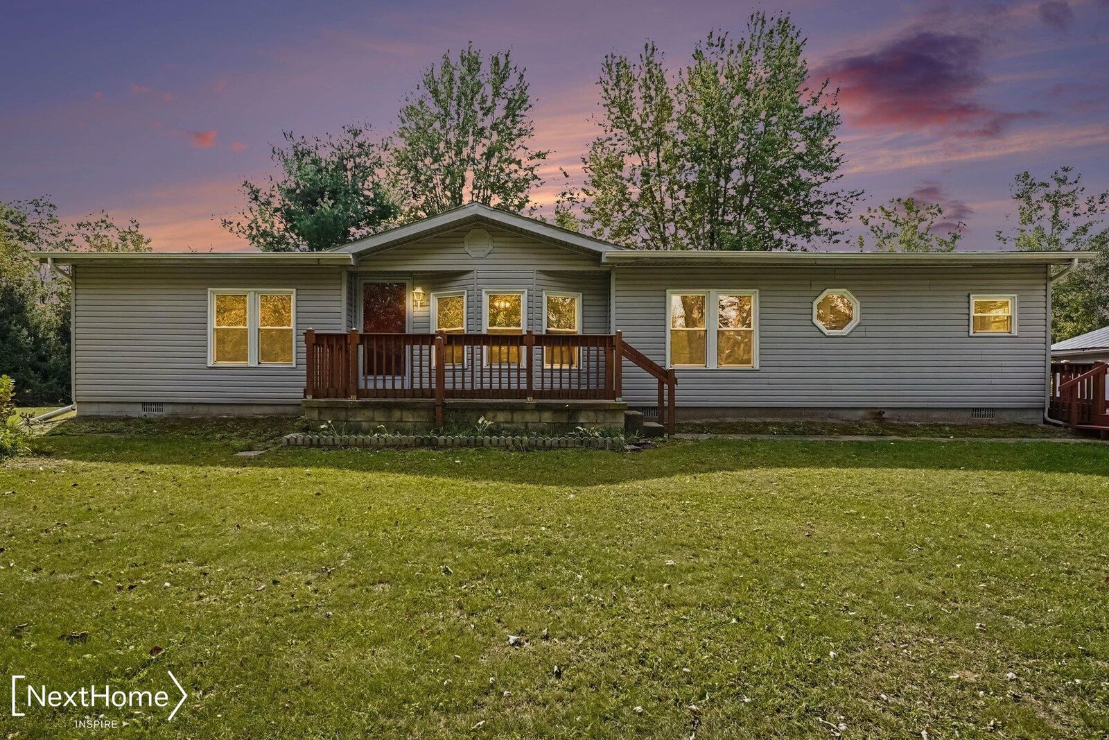 Property Photo: 1248 E Highwood Road MI 48612