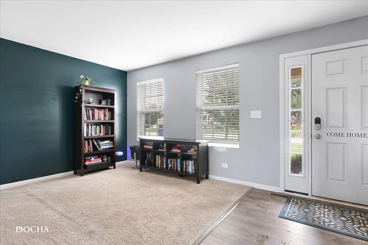 Property Photo:  2140 Bonnieglen Drive  IL 60451 