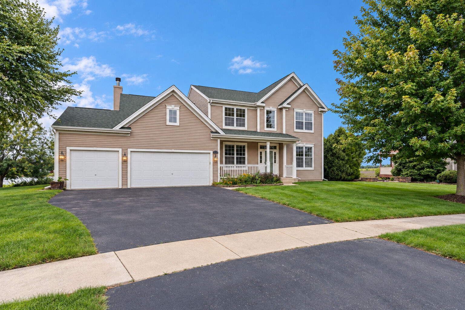 Property Photo:  831 Bach Court  IL 60098 