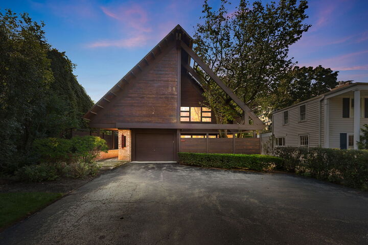 Property Photo: 934 Marion Avenue IL 60035