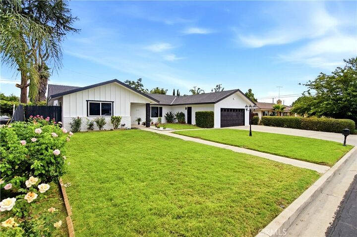 Property Photo:  41141 Academy  CA 92544 