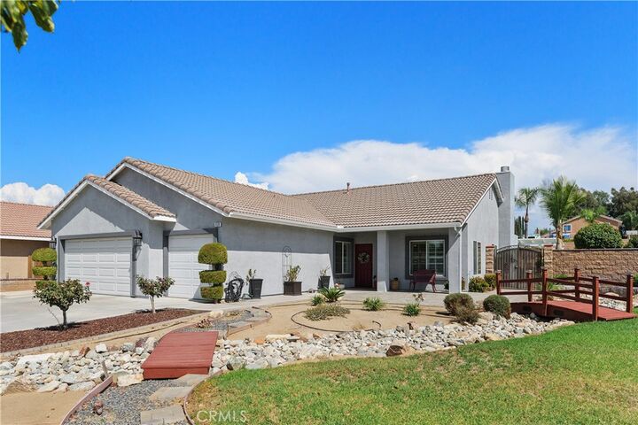 Property Photo:  436 Cindy Circle  CA 92507 