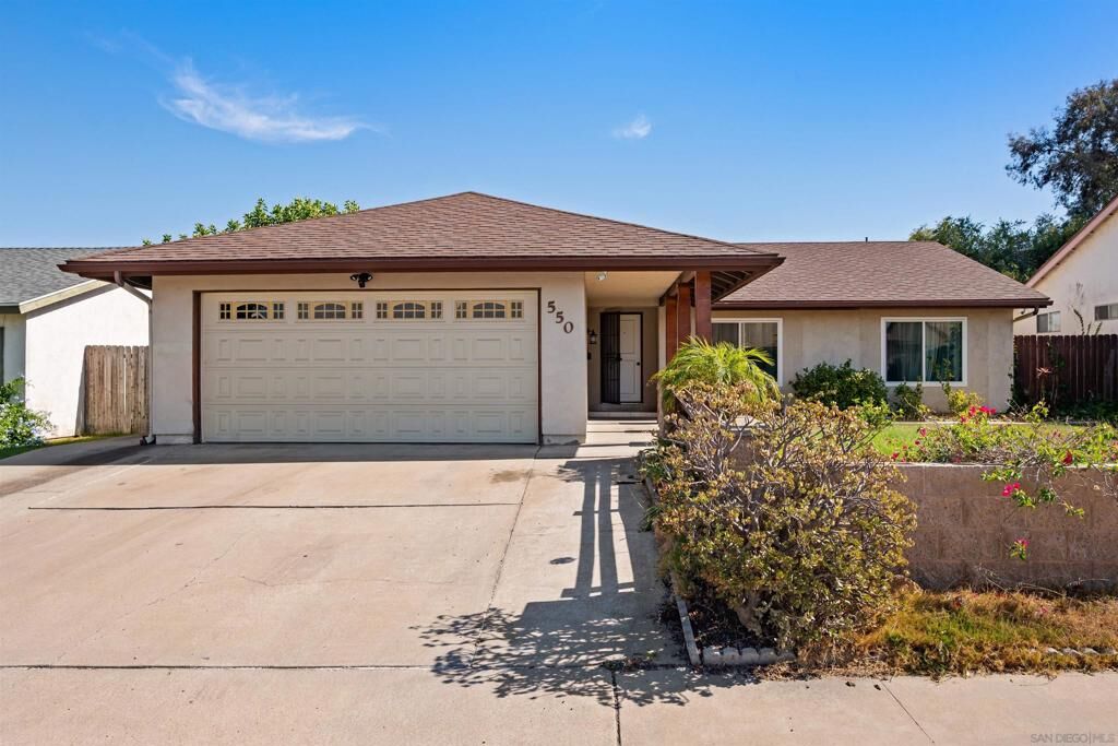 Property Photo:  550 Mariposa  CA 91911 