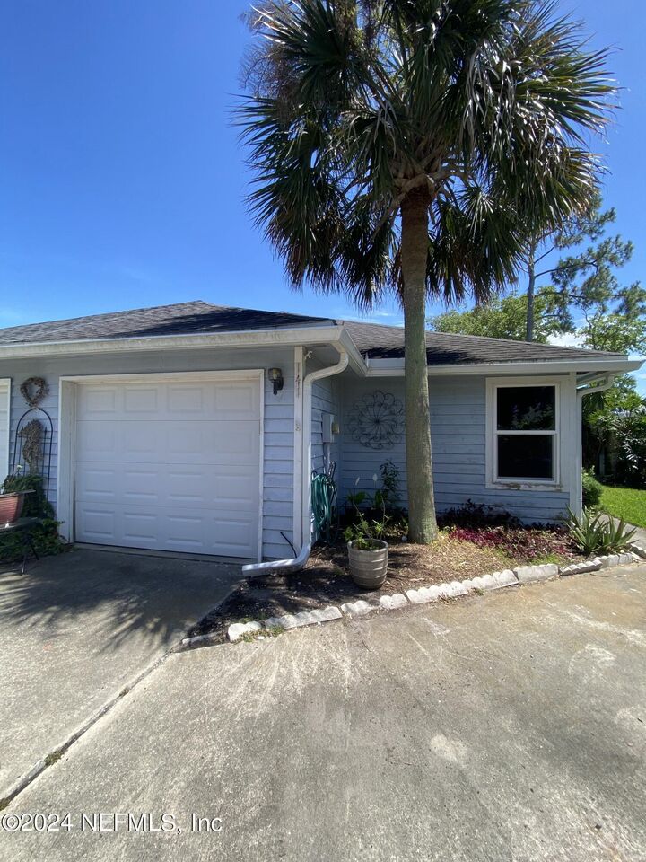 Property Photo:  141 Abaco Way  FL 32082 