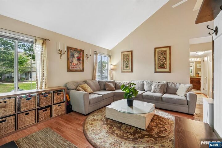 Property Photo: 11 Stevens Court NJ 07921