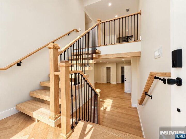 Property Photo:  27B Taylortown Road  NJ 07045 
