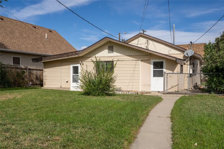 Property Photo: 1905 Boulder Avenue MT 59601