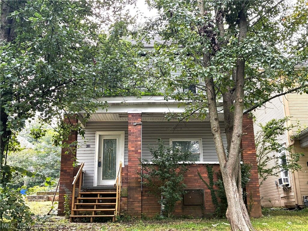Property Photo:  410 Blakeley  OH 43920 