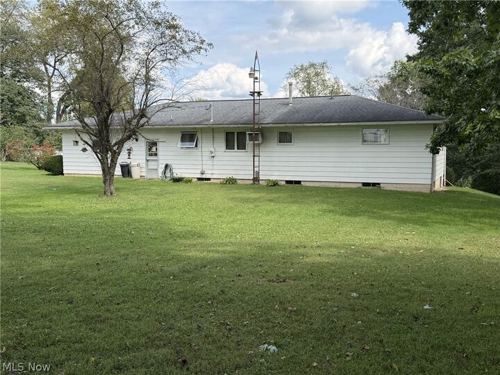 Property Photo:  59001 Meadowbrook Heights Lane  OH 43723 