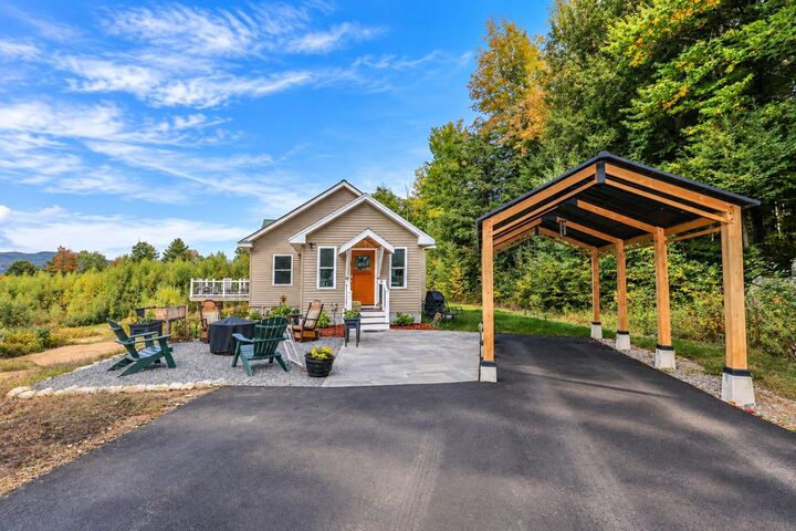 Property Photo: 249 Chestnut Street NH 03222