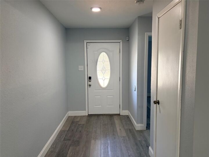 Property Photo:  1025 Fox River Lane  TX 76120 