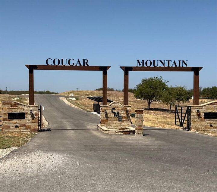 Property Photo:  2601 Lucky Pepper Drive  TX 76049 