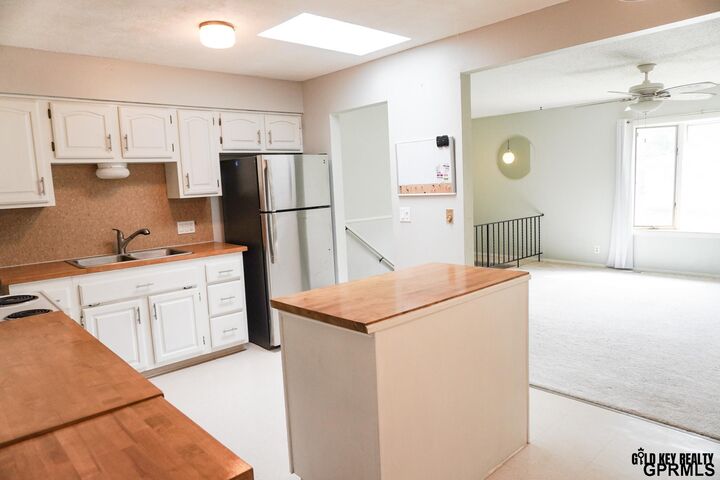 Property Photo: 2608 Ella Street NE 68310