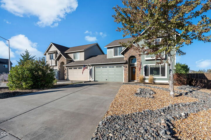 Property Photo: 1965 SW 42nd Street OR 97756