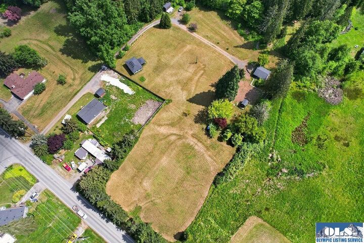 Property Photo:  1718 S 3rd Ave. 1718 S Third Ave.  WA 98382 