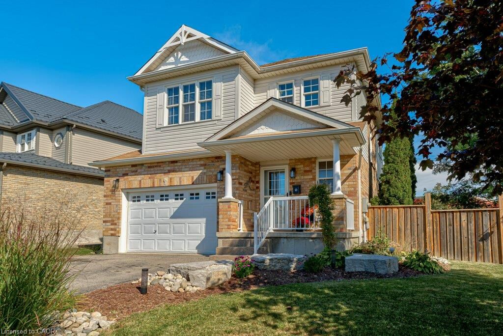 Property Photo:  4 Jacob Cressman Drive  ON N3A 4K9 