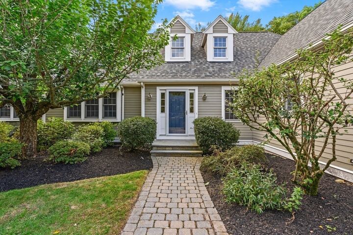 Property Photo:  4 Doctors Hill 4  MA 02066 