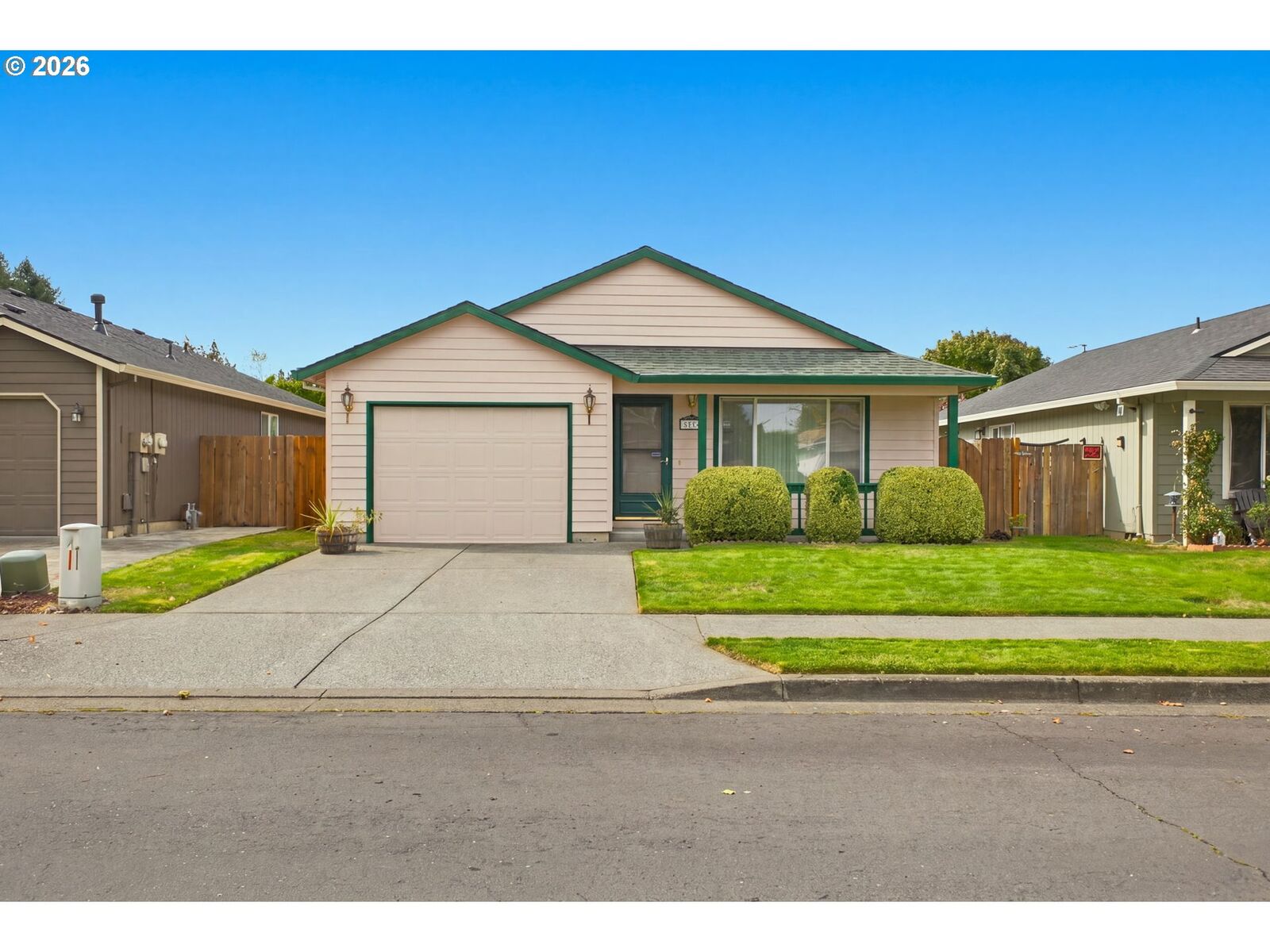 Property Photo: 2319 NW Stanley Ave OR 97030