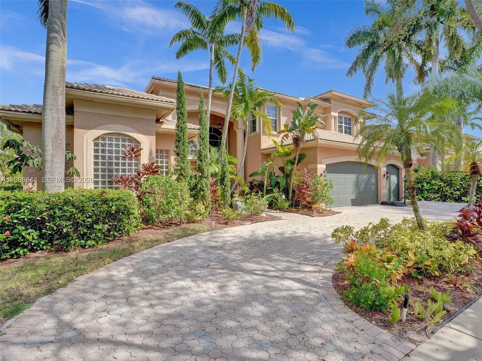 Property Photo:  19462 Saturnia Lakes Drive  FL 33498 