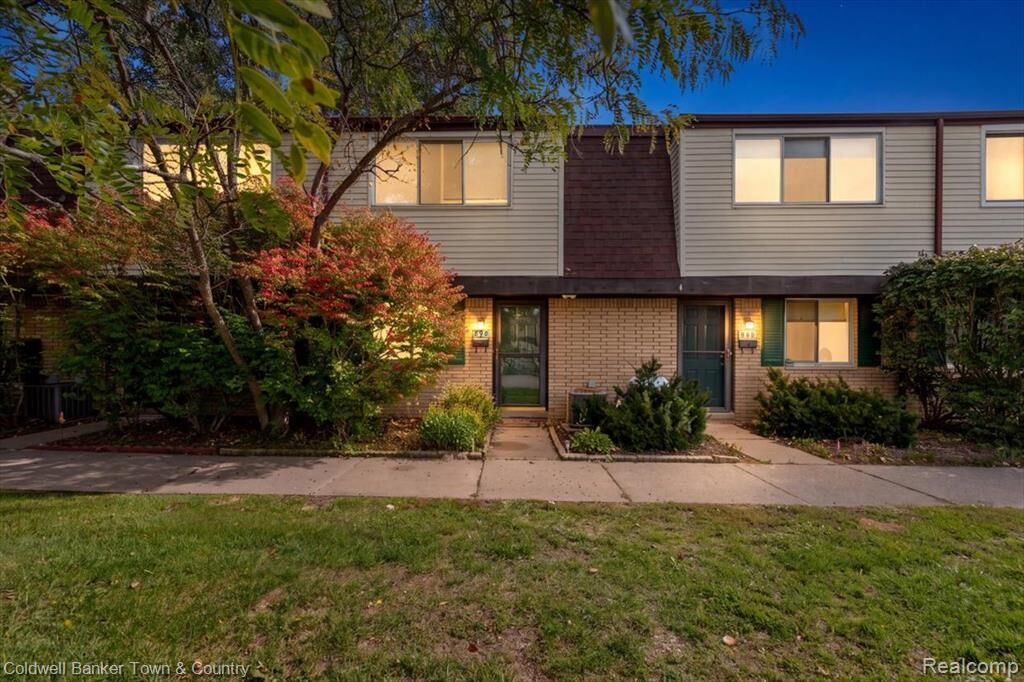 Property Photo: 890 N Main Street MI 48381