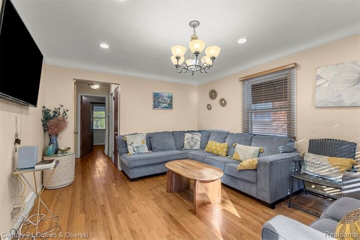 Property Photo: 6879 N Lafayette Street MI 48127