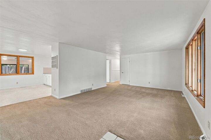 Property Photo:  3000 Mountain View Avenue  CO 80503 