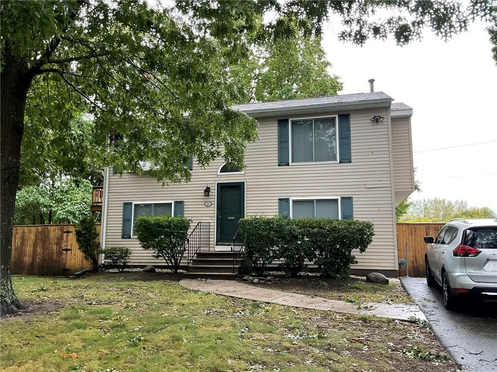 Property Photo:  200 Bend Street  RI 02889 