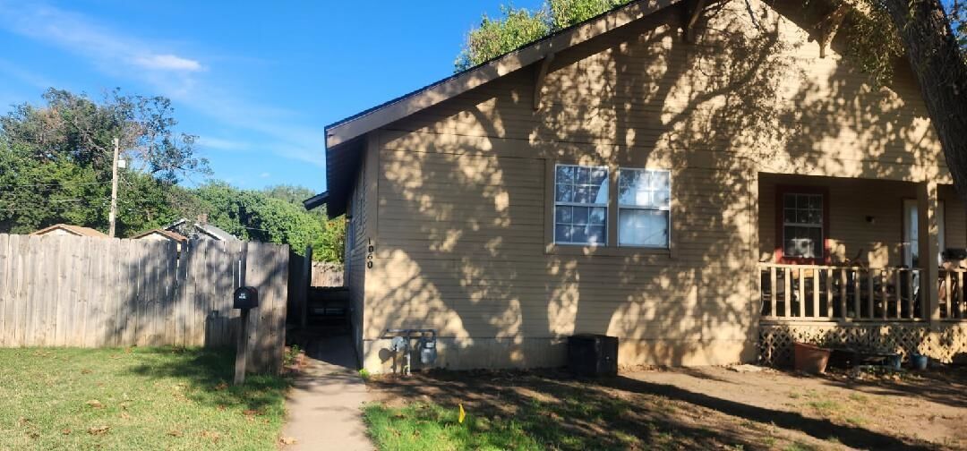 Property Photo: 1060 N Water KS 67204
