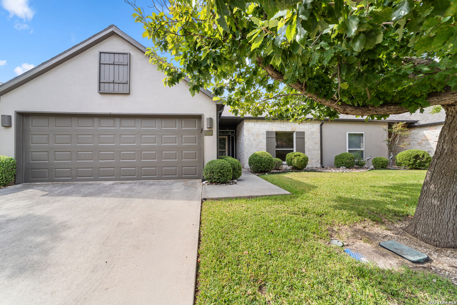 Property Photo:  1012 Edinburgh Dr 1012  TX 78028 