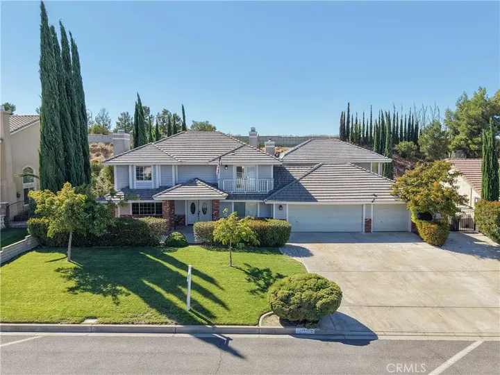 Property Photo:  13610 Hidden Valley  CA 92395 