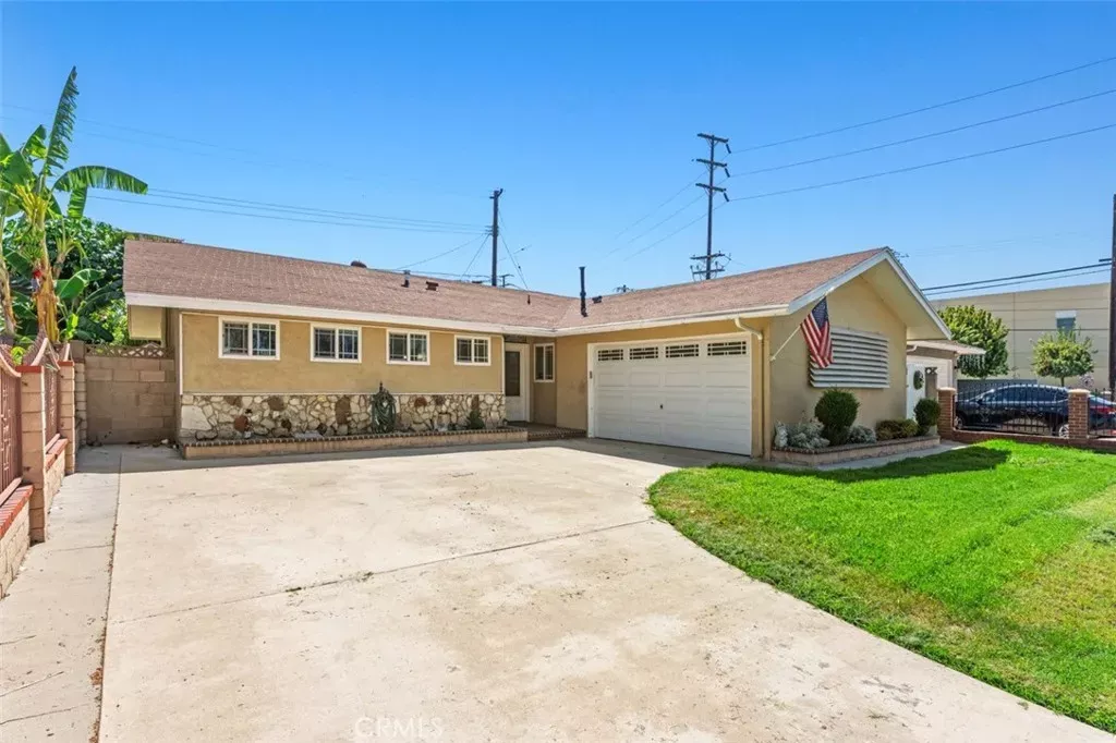Property Photo:  308 Clintwood  CA 91744 