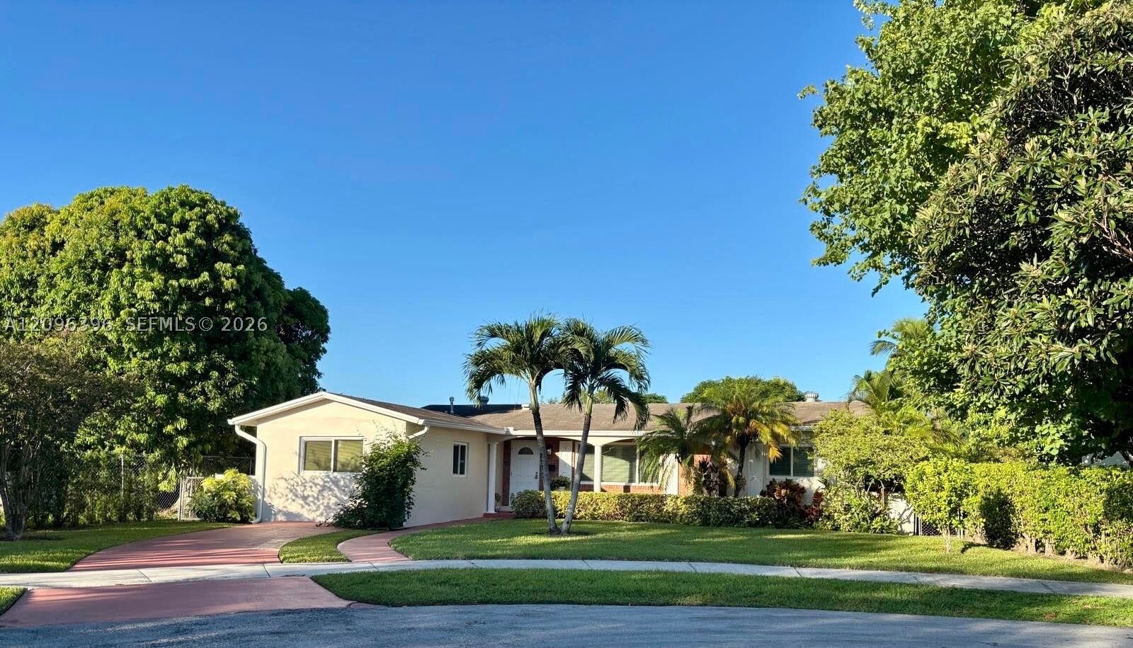 Property Photo:  6110 SW 95th Ct  FL 33173 