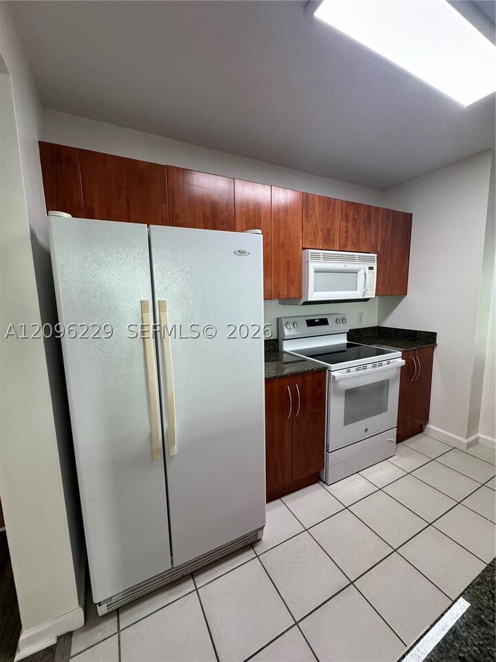 Property Photo: 1200 Brickell Bay Dr 3206 FL 33131