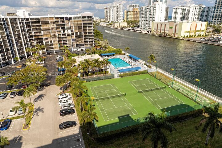 Property Photo:  400 Leslie Dr 1117  FL 33009 