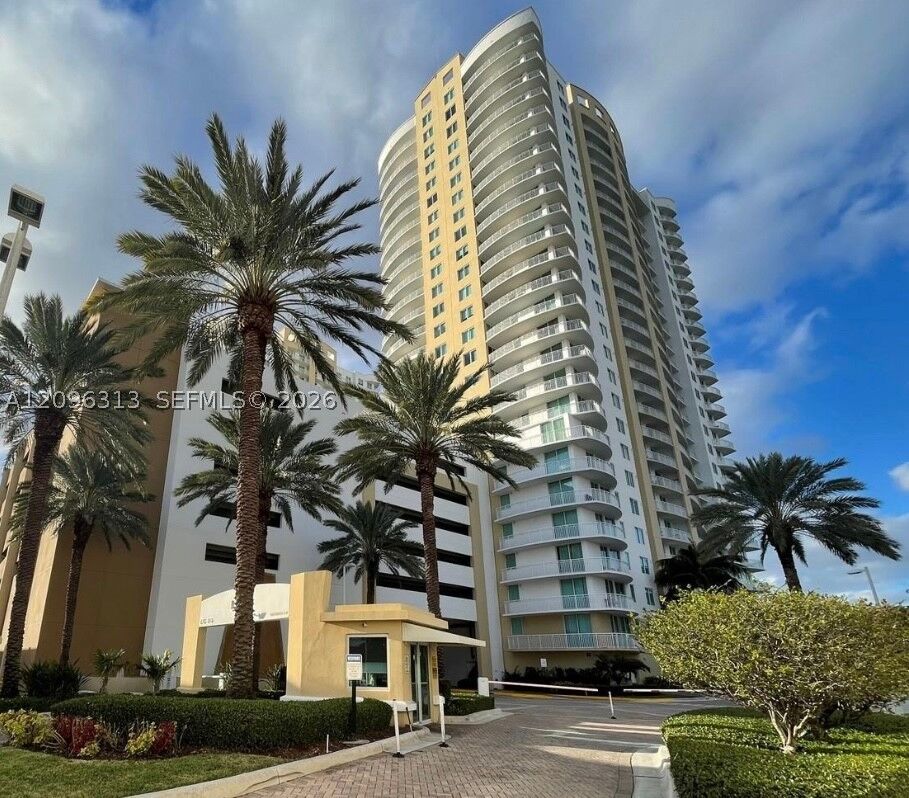 Property Photo:  1745 E Hallandale Beach Blvd 507W  FL 33009 