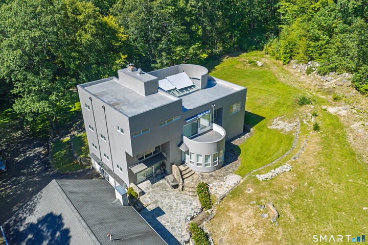 Property Photo:  1 Hart Landing  CT 06437 