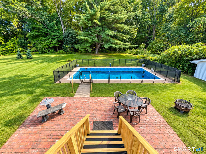 Property Photo: 23 Coach Circle CT 06095