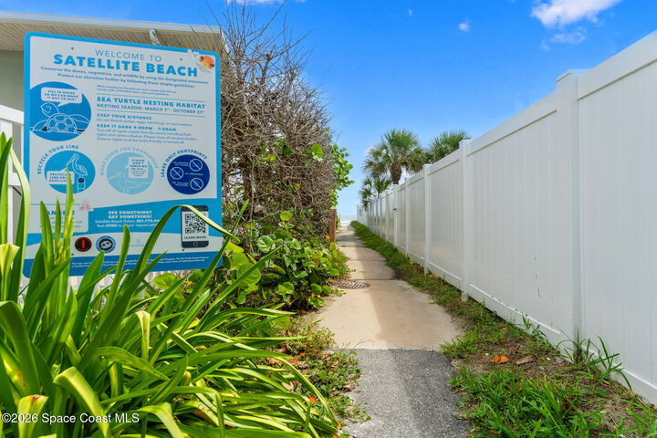 Property Photo: 220 Harwood Avenue FL 32937