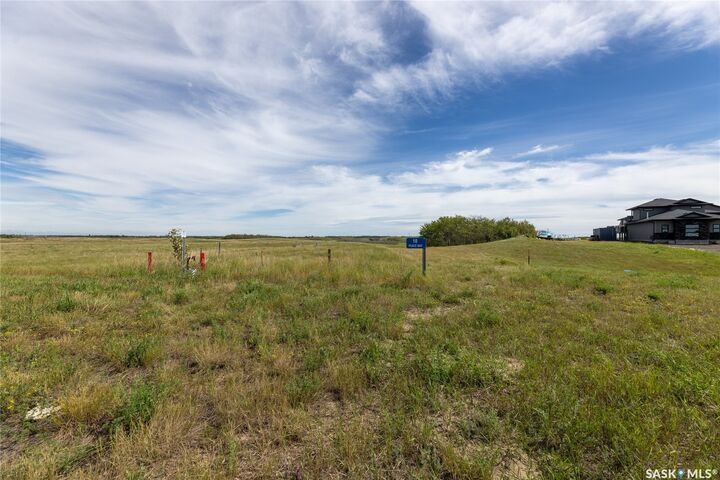 Property Photo:  10 Peace Bay  SK S7K 4E2 