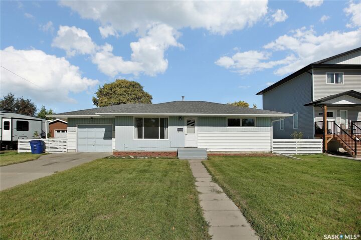 Property Photo:  216 Main Street  SK S0K 4S0 