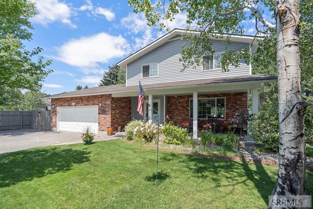 Property Photo:  1263 Londonderry Avenue  ID 83404 