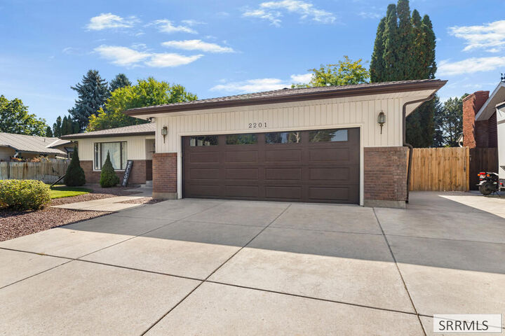 Property Photo:  2201 E Brandon Drive  ID 83402 